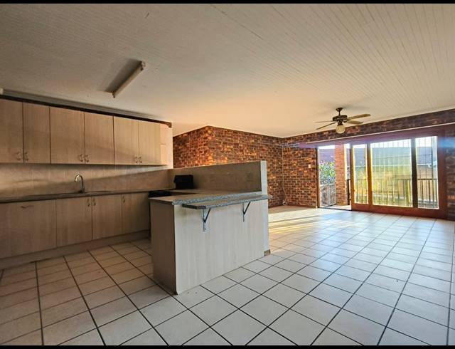 3 BEDROOM HOUSE FOR SALE IN WAVECREST